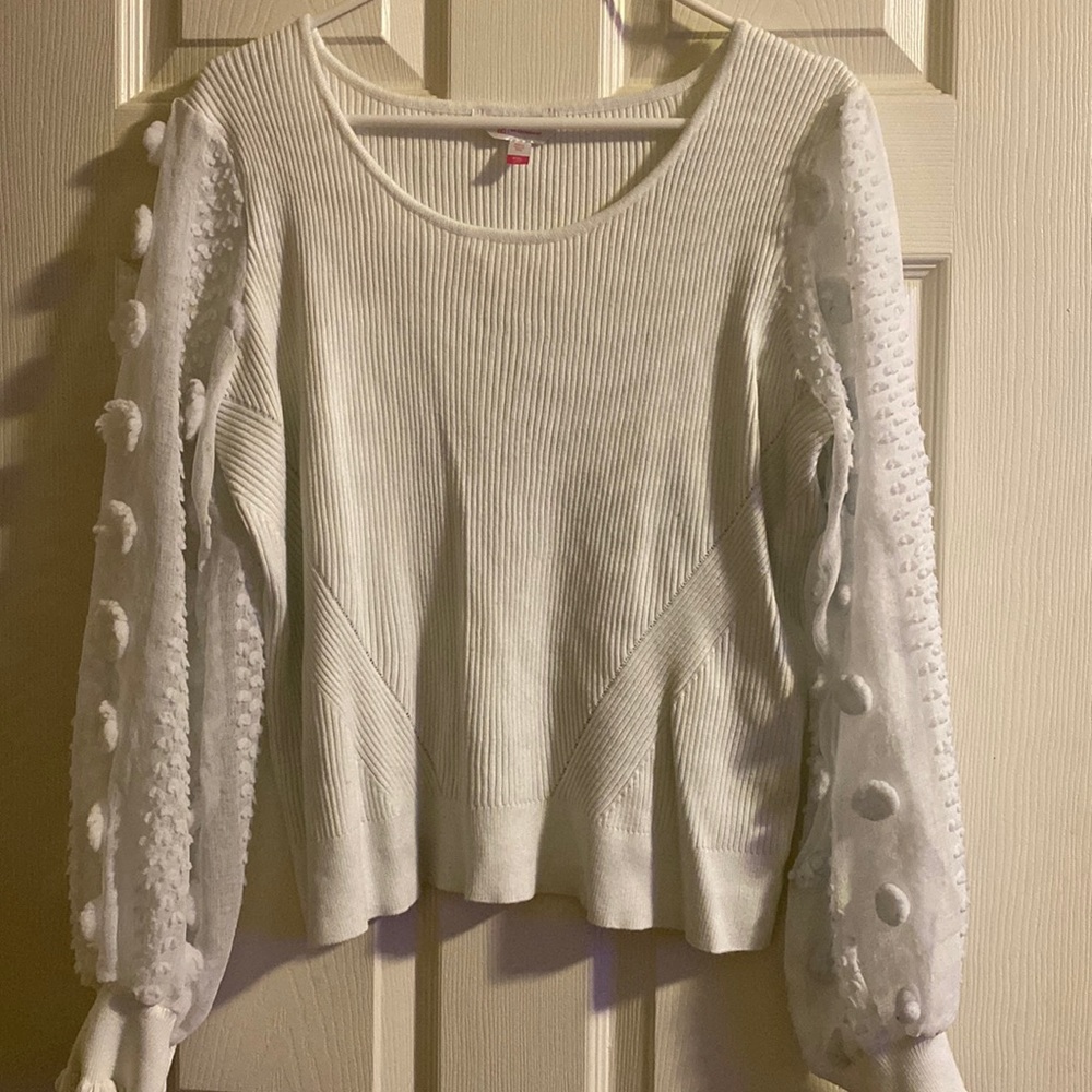 White sweat size 3X